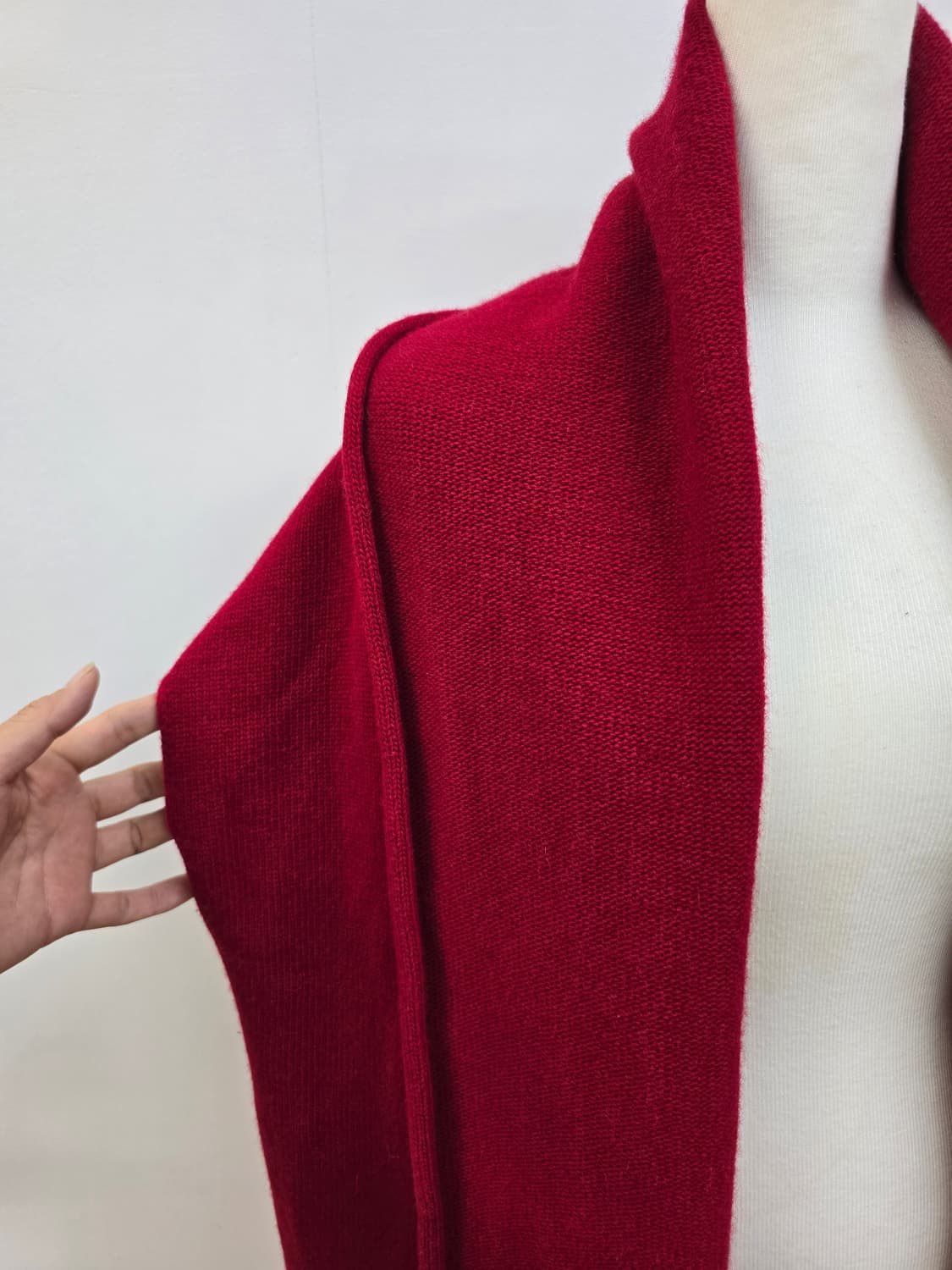 비꼴리끄 숄카라 캐시미어 블렌딩 루즈핏 울 베스트 상품이미지4