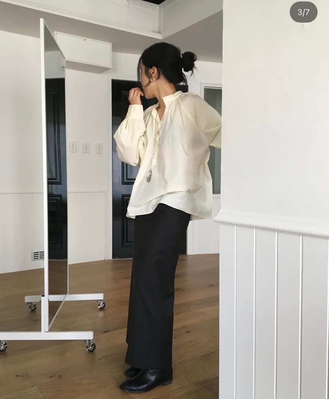 미닝아웃 MONET BOTTON BLOUSE 모넷버튼블라우스 상품이미지5