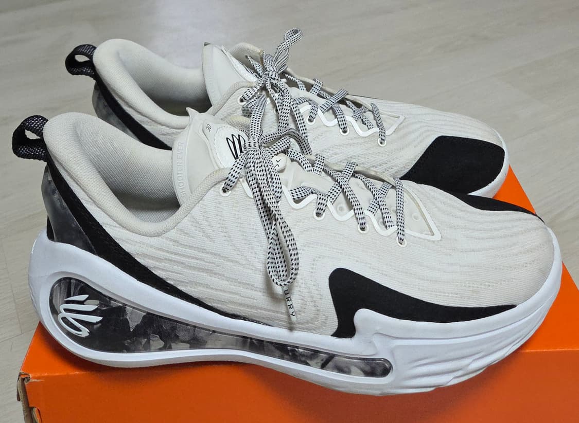 언더아머 커리12 플로우 상품이미지4