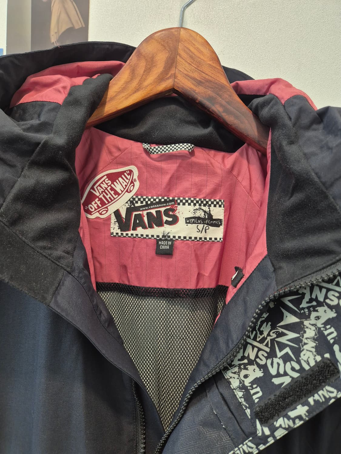 VANS 브랜드의 여성용 자켓  S
사이즈  상품이미지3