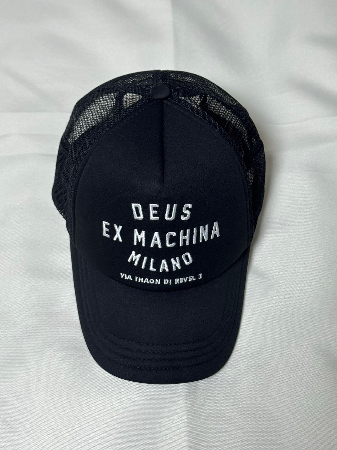 데우스엑스마키나 밀라노 트러커 상품이미지1