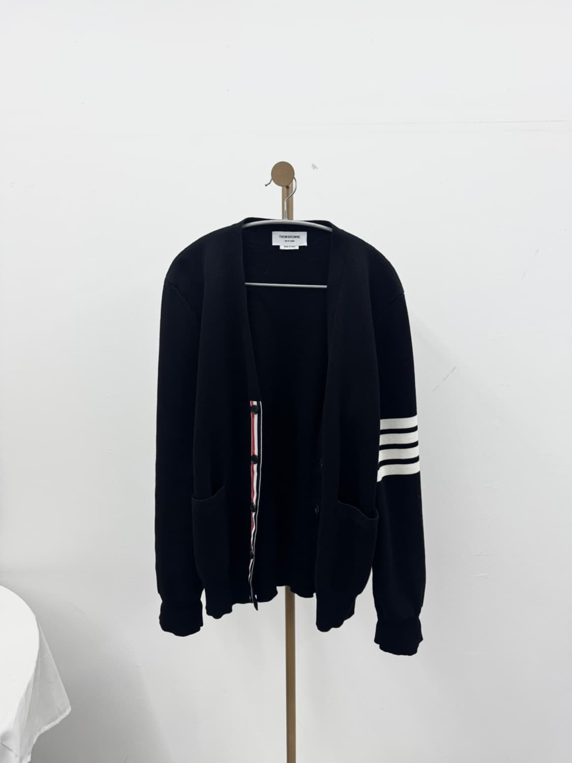 [3] 톰브라운 밀라노스티치 가디건 블랙 3 size 상품이미지1