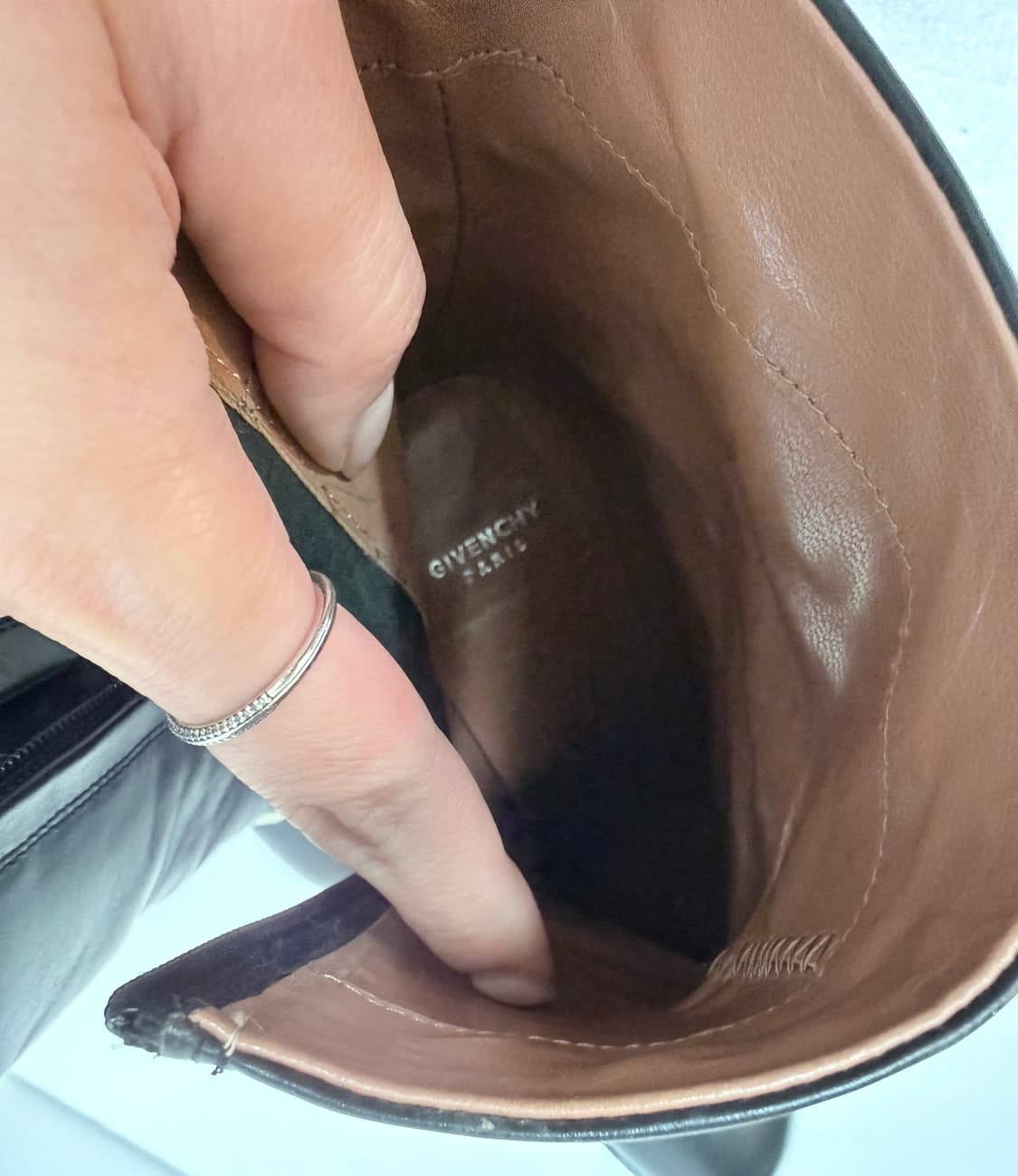 GIVENCHY 지방시 체인 디테일 앵클 부츠 235 상품이미지7