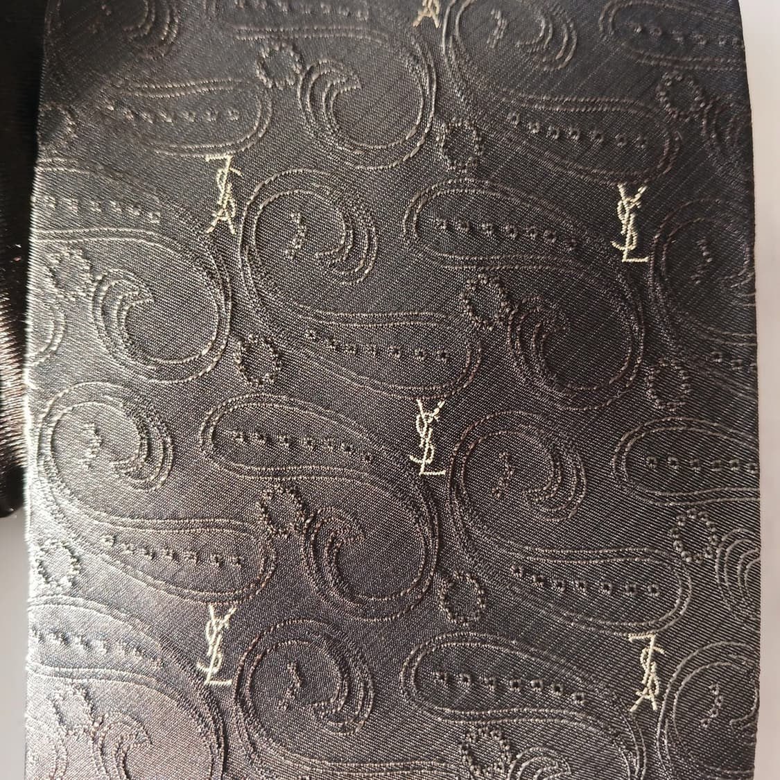 입생로랑 실크 자수 패턴 넥타이 9.3cm A+등급 A19241
 상품이미지7