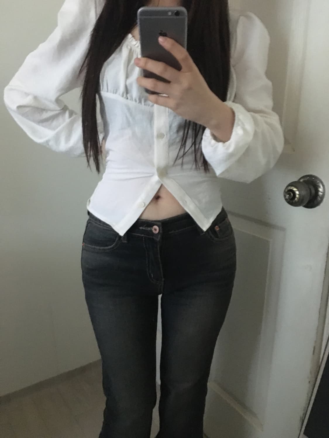 ourcabinet ruby puff blouse 아워캐비넷 블라우스 상품이미지1