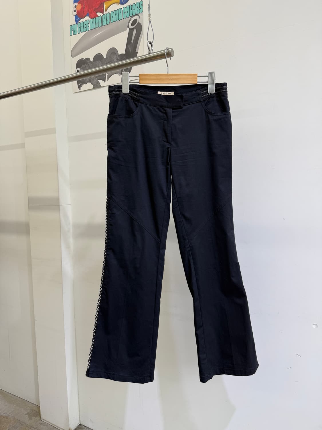 SANDRO 펀칭 사이드 라인 부츠컷 팬츠  상품이미지1