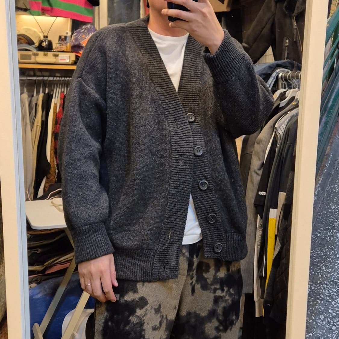 M(착샷잇음) 차콜 오버핏 니트가디건  상품이미지3