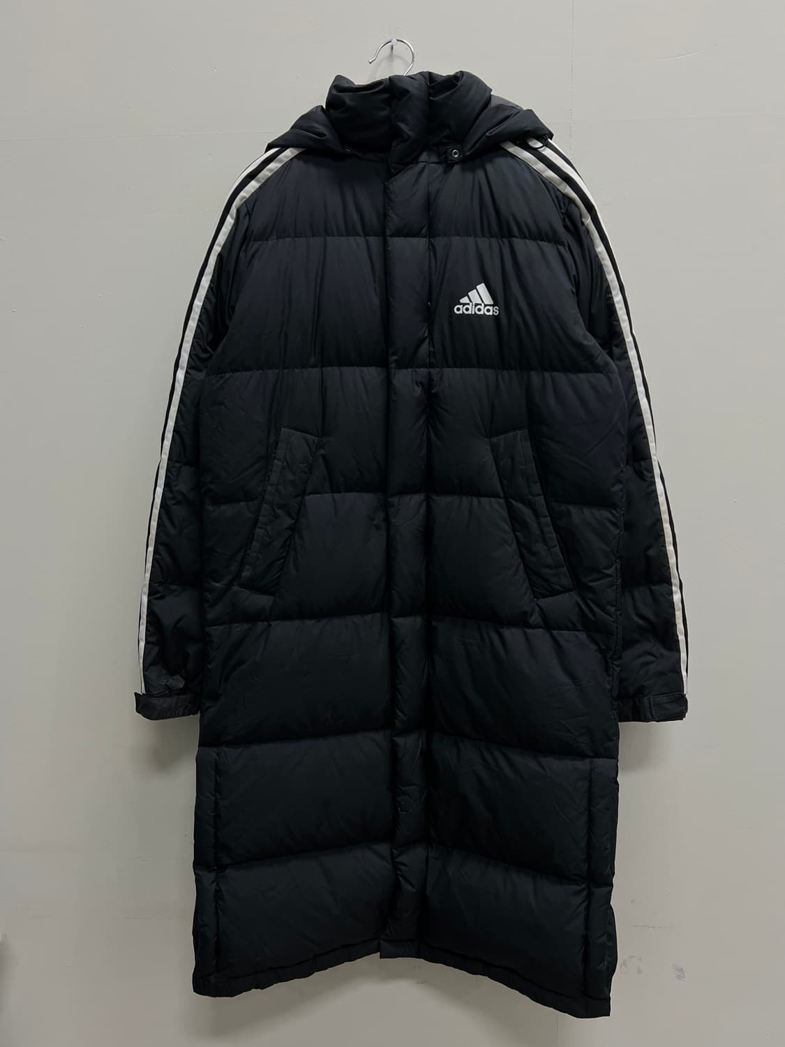 아디다스 덕다운 삼선 롱 패딩 자켓 블랙 상품이미지2