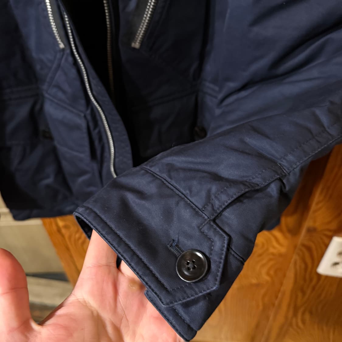 톰포드 퍼 패딩 코트 판매 합니다. 상품이미지9