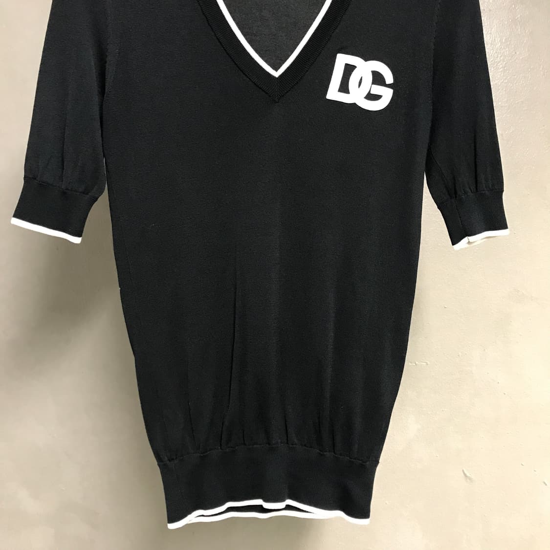 돌체앤가바나 브이넥 반팔 니트 82(W) 상품이미지3