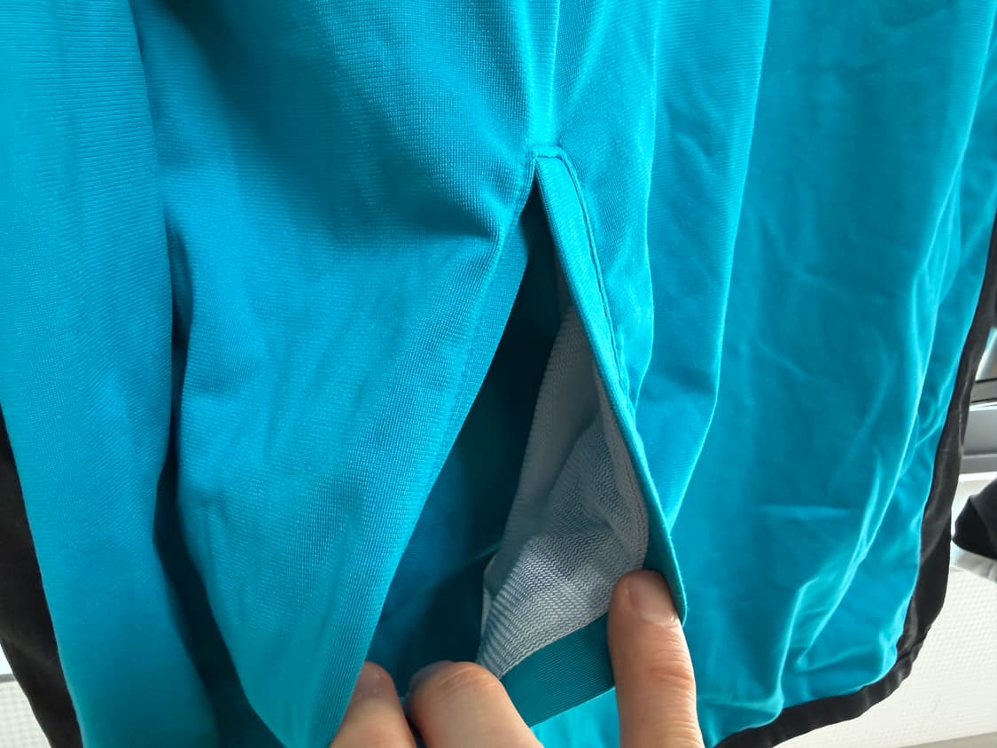 미즈노 기능성 긴팔 티셔츠 L size. 상품이미지4