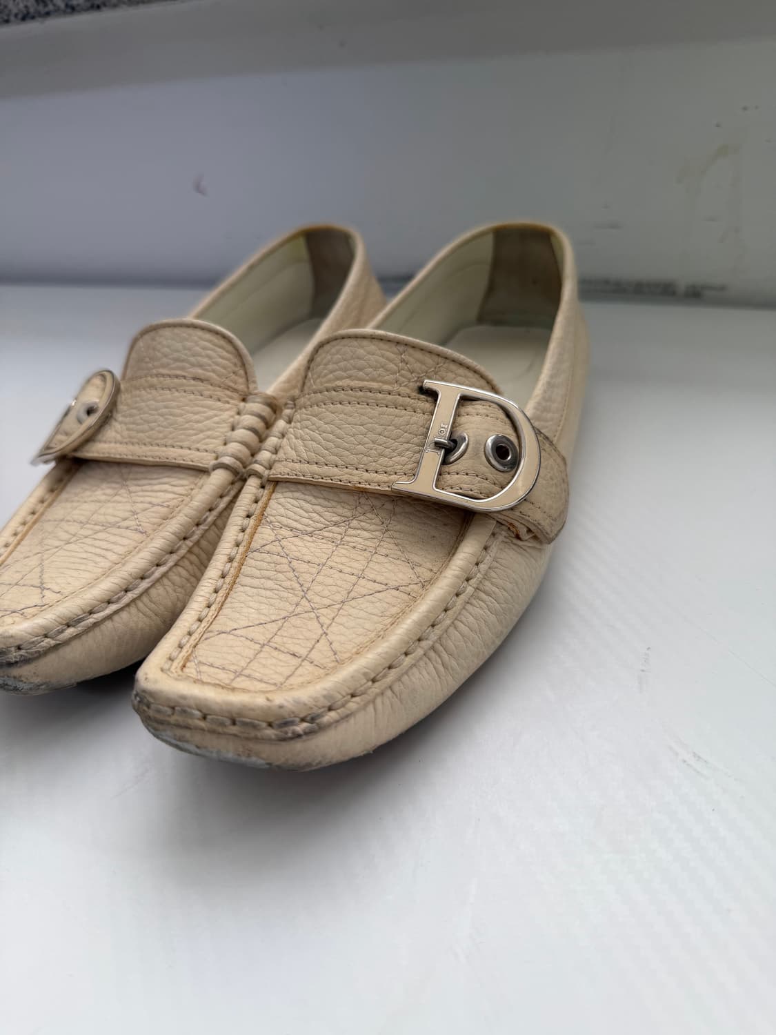 정품) 디올 여성 레더 로퍼 슈즈 36.5 상품이미지2