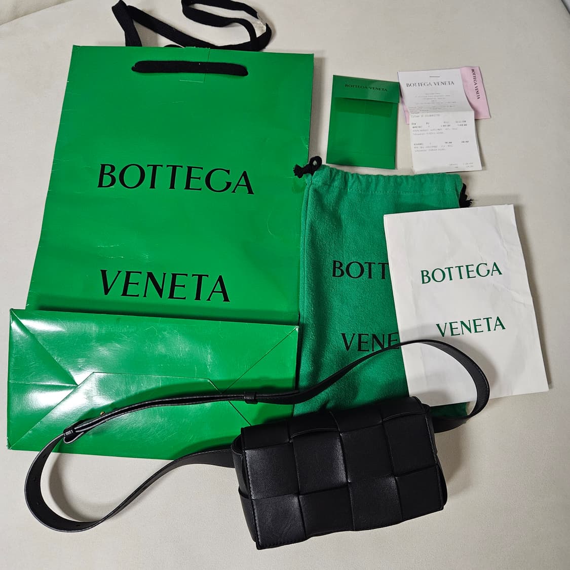 보테가베네타 카세트 벨트백 상품이미지1