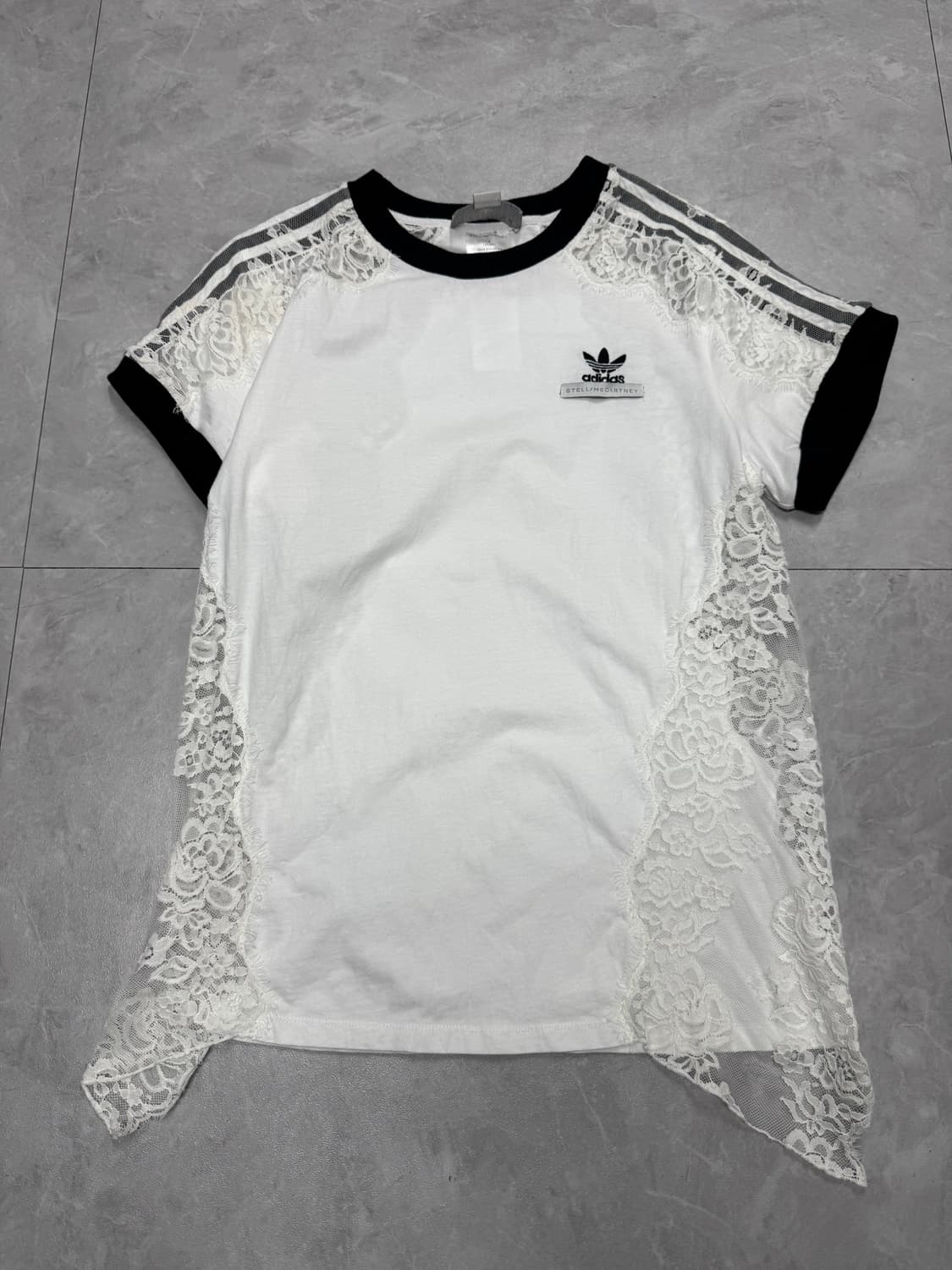 아디다스 x 스텔라 맥카트니 상품이미지1