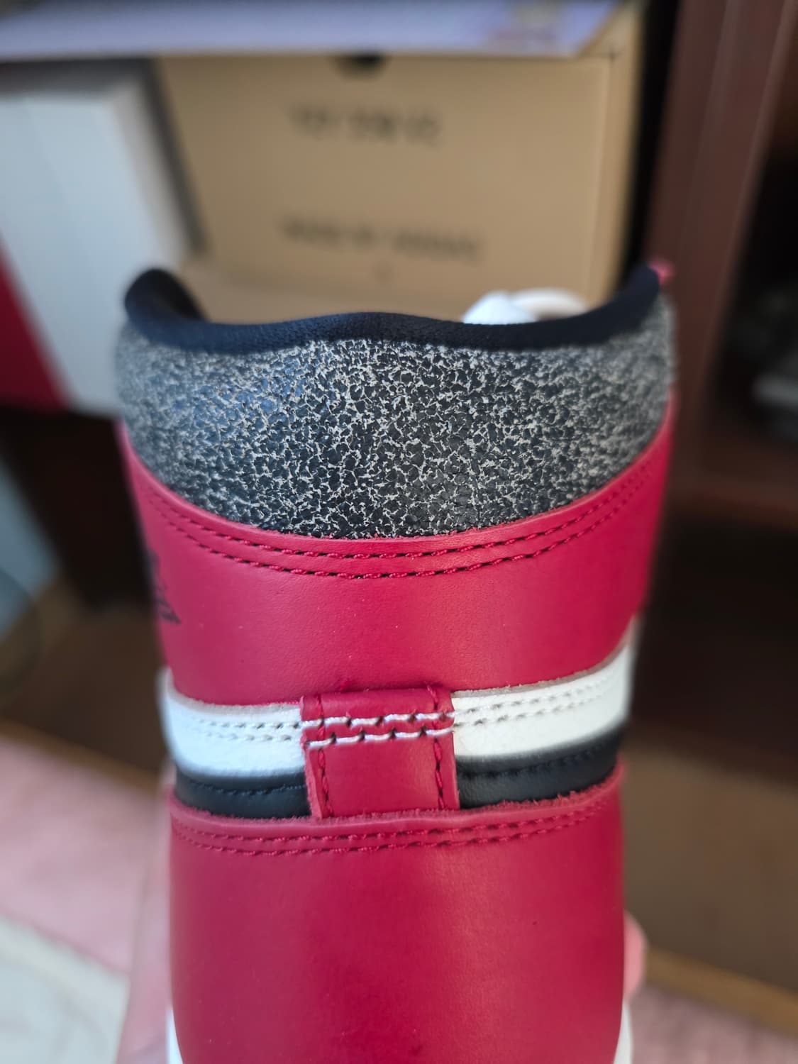 나이키 조던1 하이 시카고 미시착 새상품(275) 상품이미지3