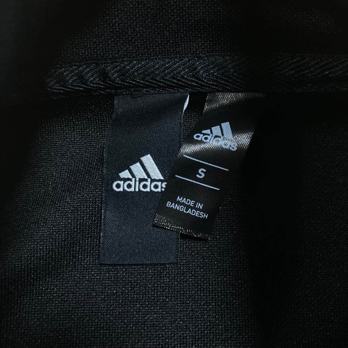 아디다스 스몰 로고 사이드 라인 블랙 트랙탑 상품이미지3