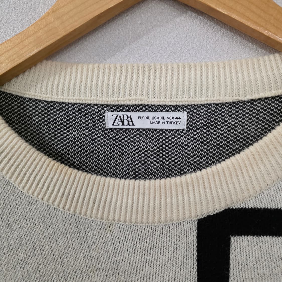 자라 레터링 니트 XL 상품이미지4