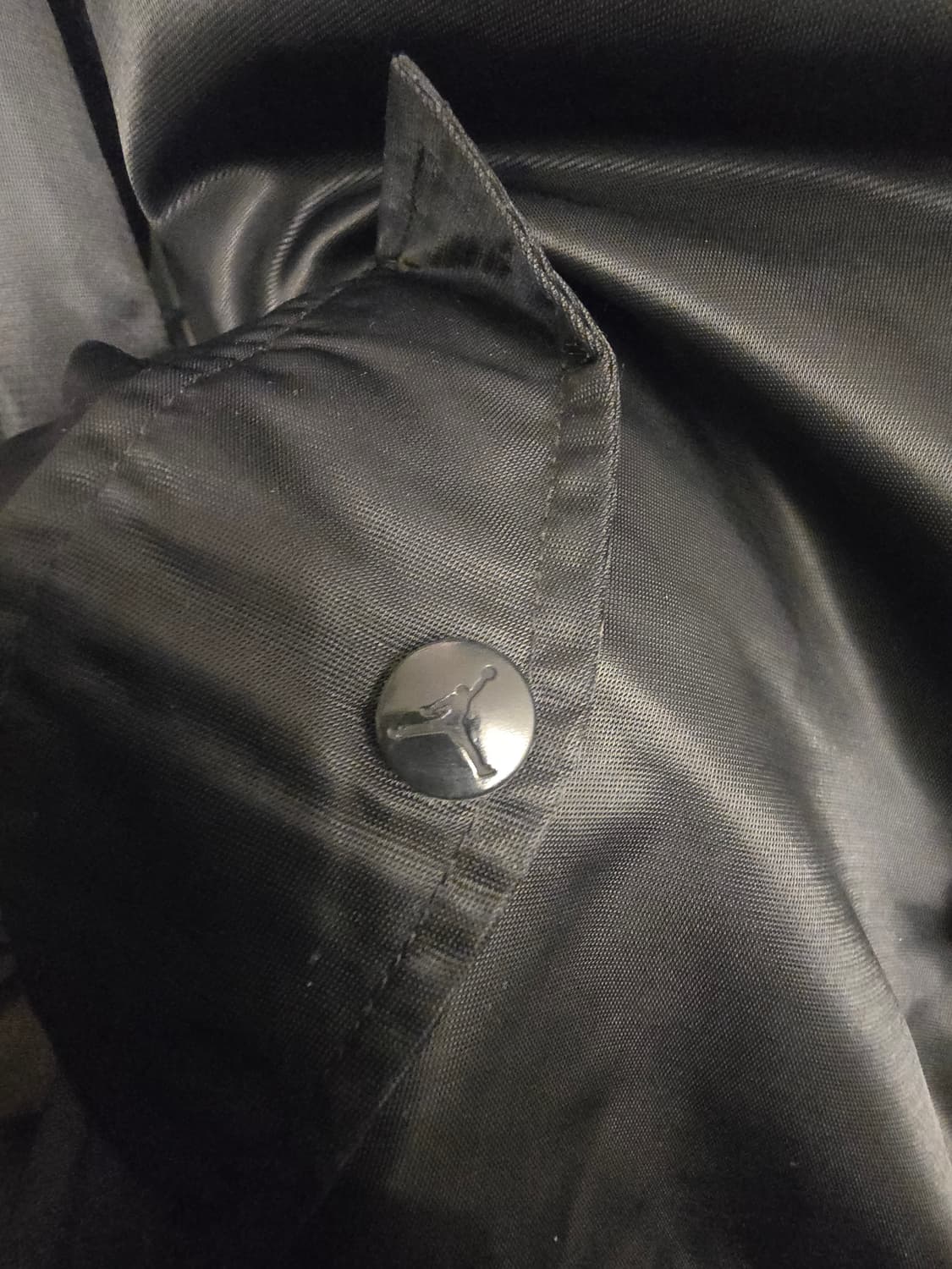 조던(Jordan) 블랙 락쿤 항공 봄버 패딩 점퍼 상품이미지4