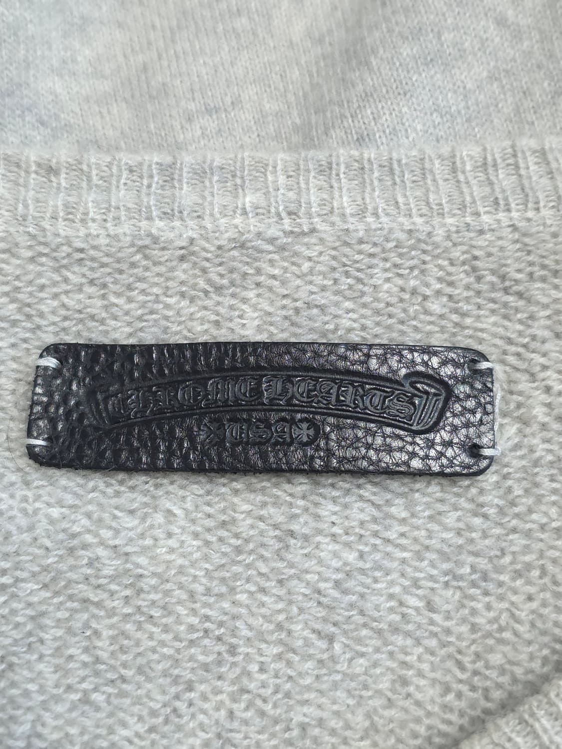 [XXL] 크롬하츠 레터링 자수 캐시미어 니트 그레이 상품이미지5