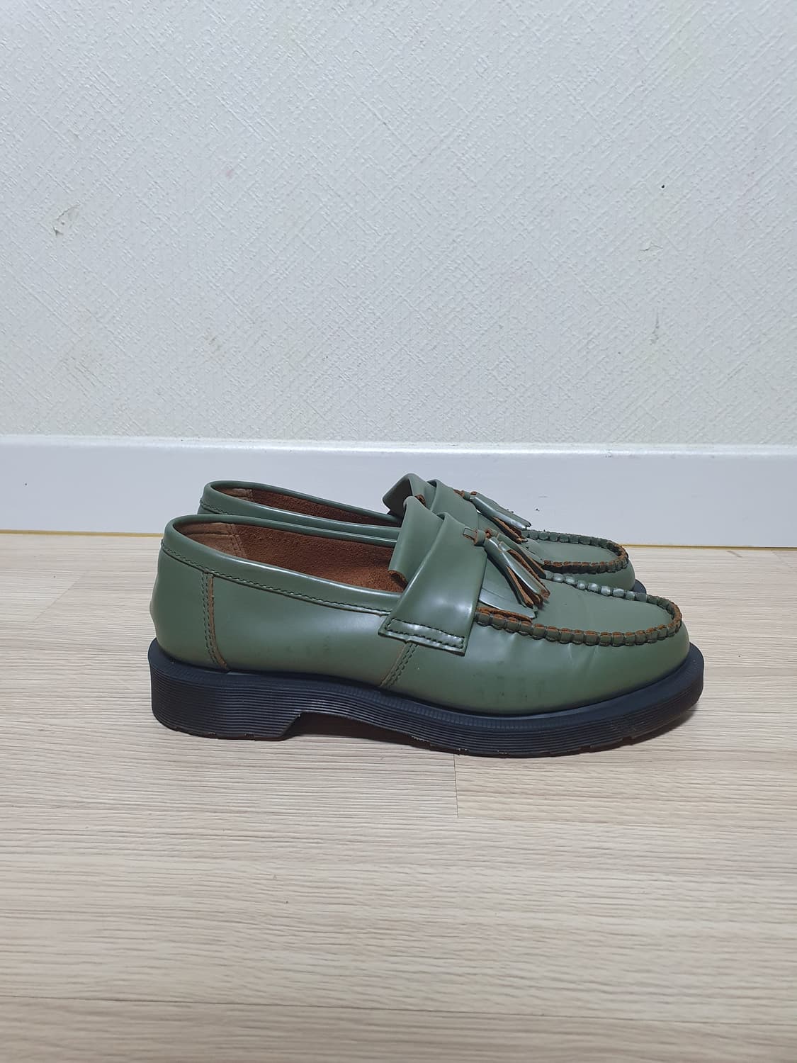 닥터마틴 아드리안 로퍼 260~65 상품이미지1