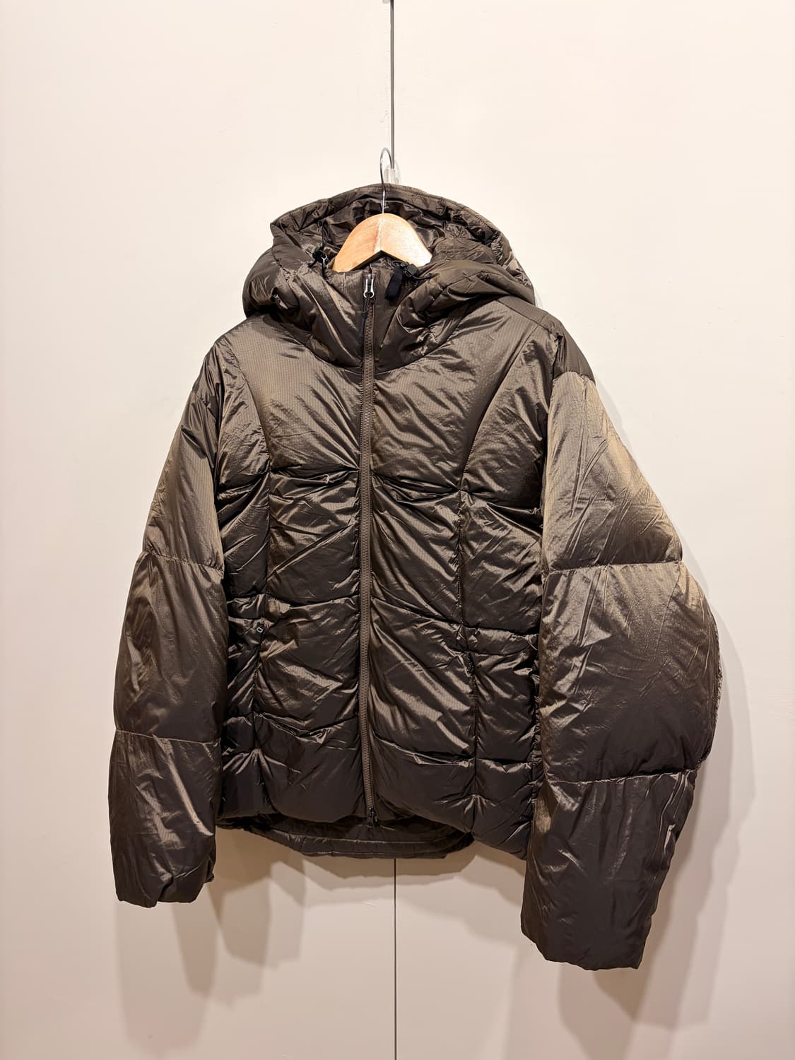 오프그리드 페이드 숏 푸퍼 구스 다운  상품이미지2