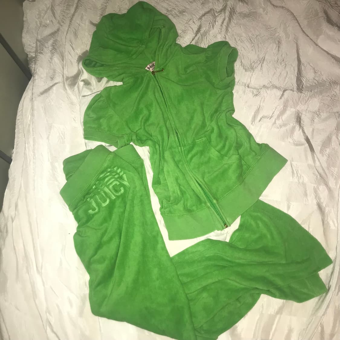 Juicy Couture 쥬시꾸뛰르 y2k 갸루 타올 트레이닝 셋업 상품이미지2