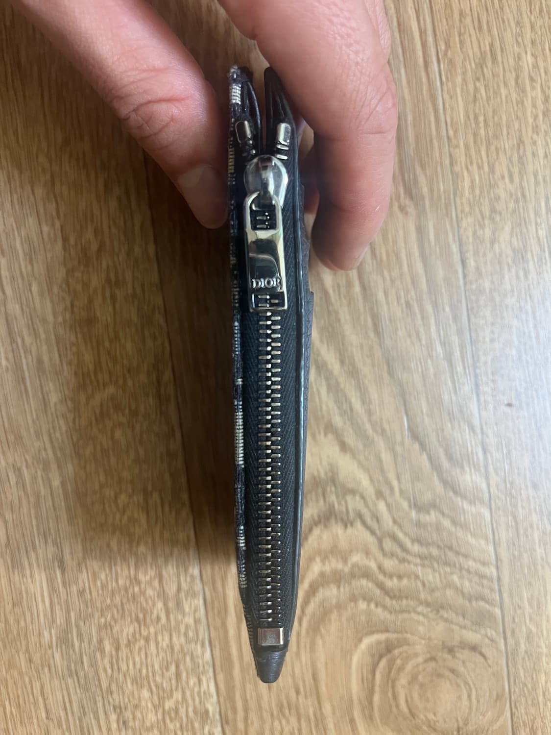 디올 지퍼 카드지갑 판매 상품이미지3