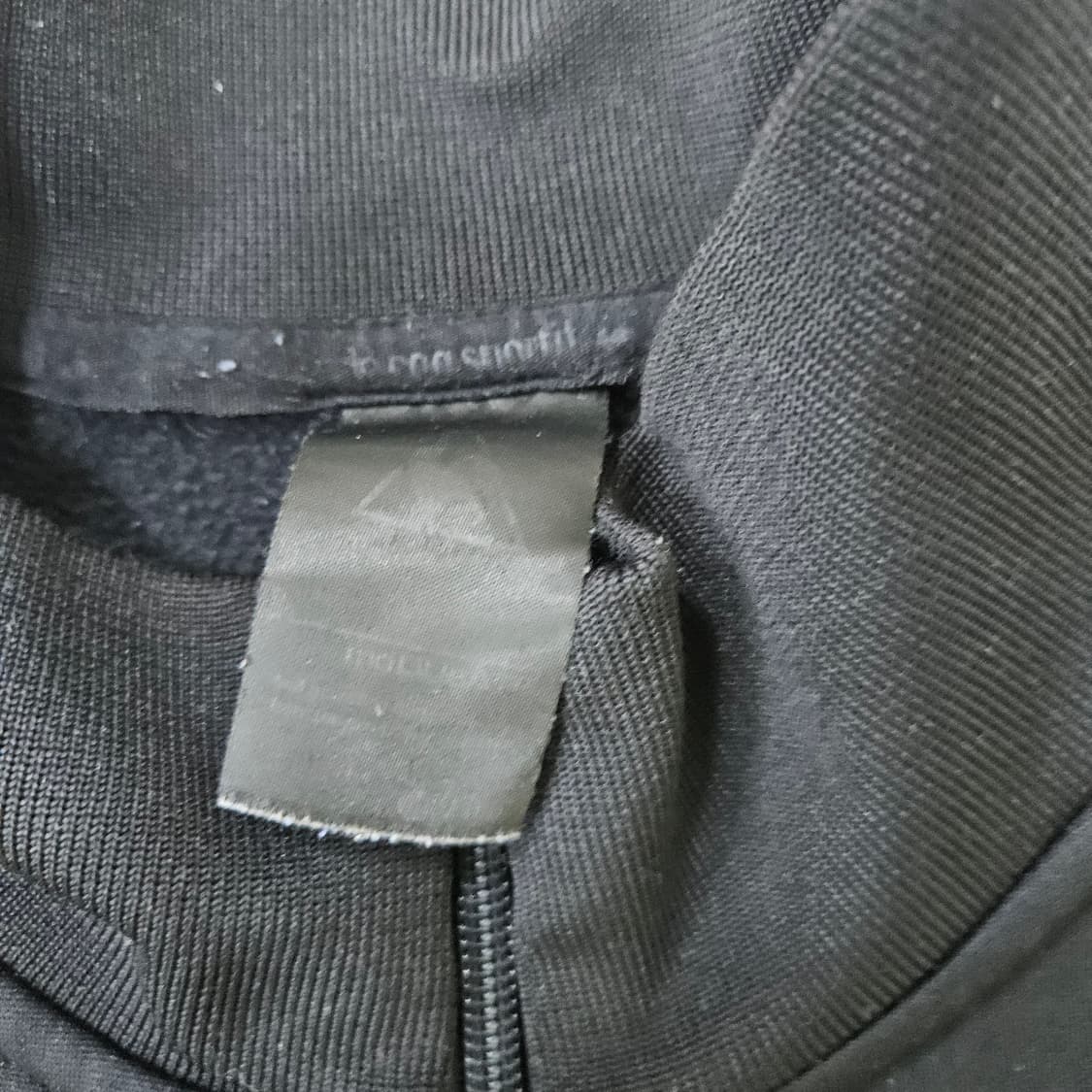 L 르꼬끄 블랙 져지 집업 0319Y 상품이미지3