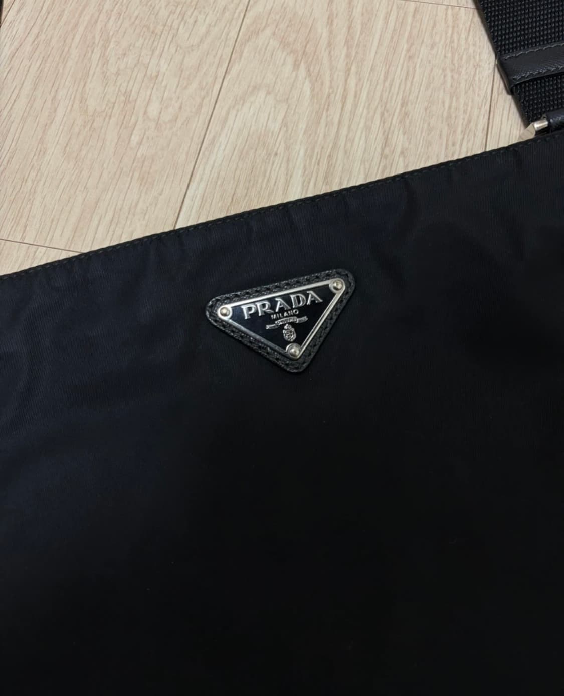 [os] 프라다 나일론 크로스백 상품이미지2