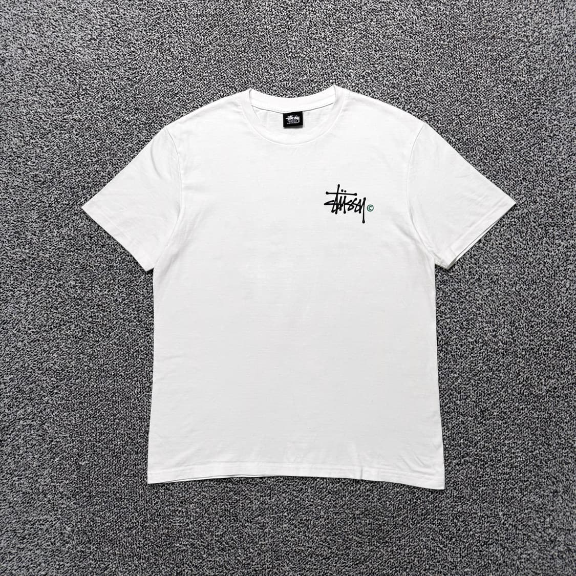 Name : 스투시 시그니처로고 화이트컬러 반팔티 :)  상품이미지2