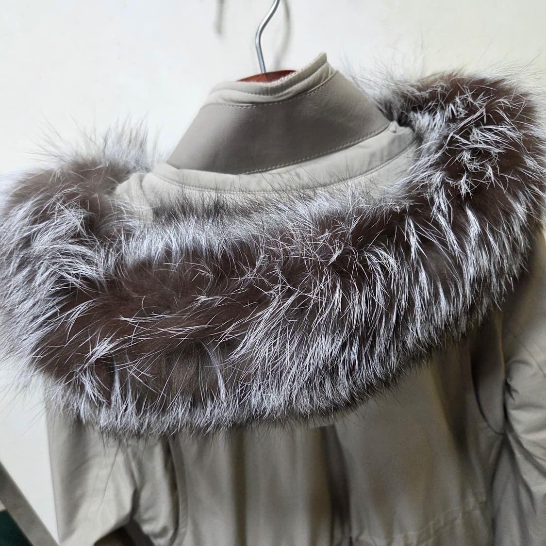 로로피아나 폭스 패딩 하프 코트 상품이미지4