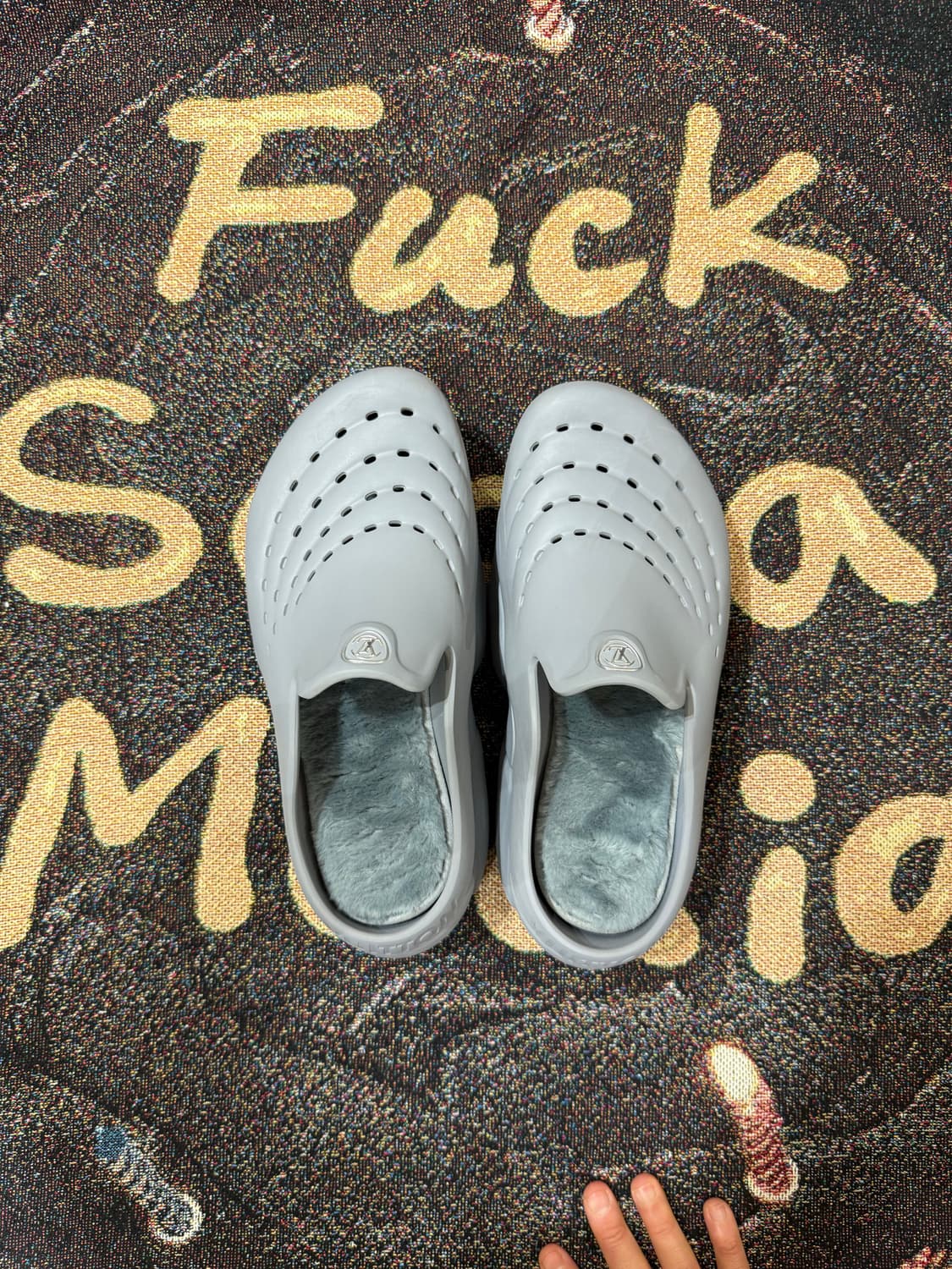 (백화점구매) 루이비통 샤크 클로그 사이즈 8 상품이미지1