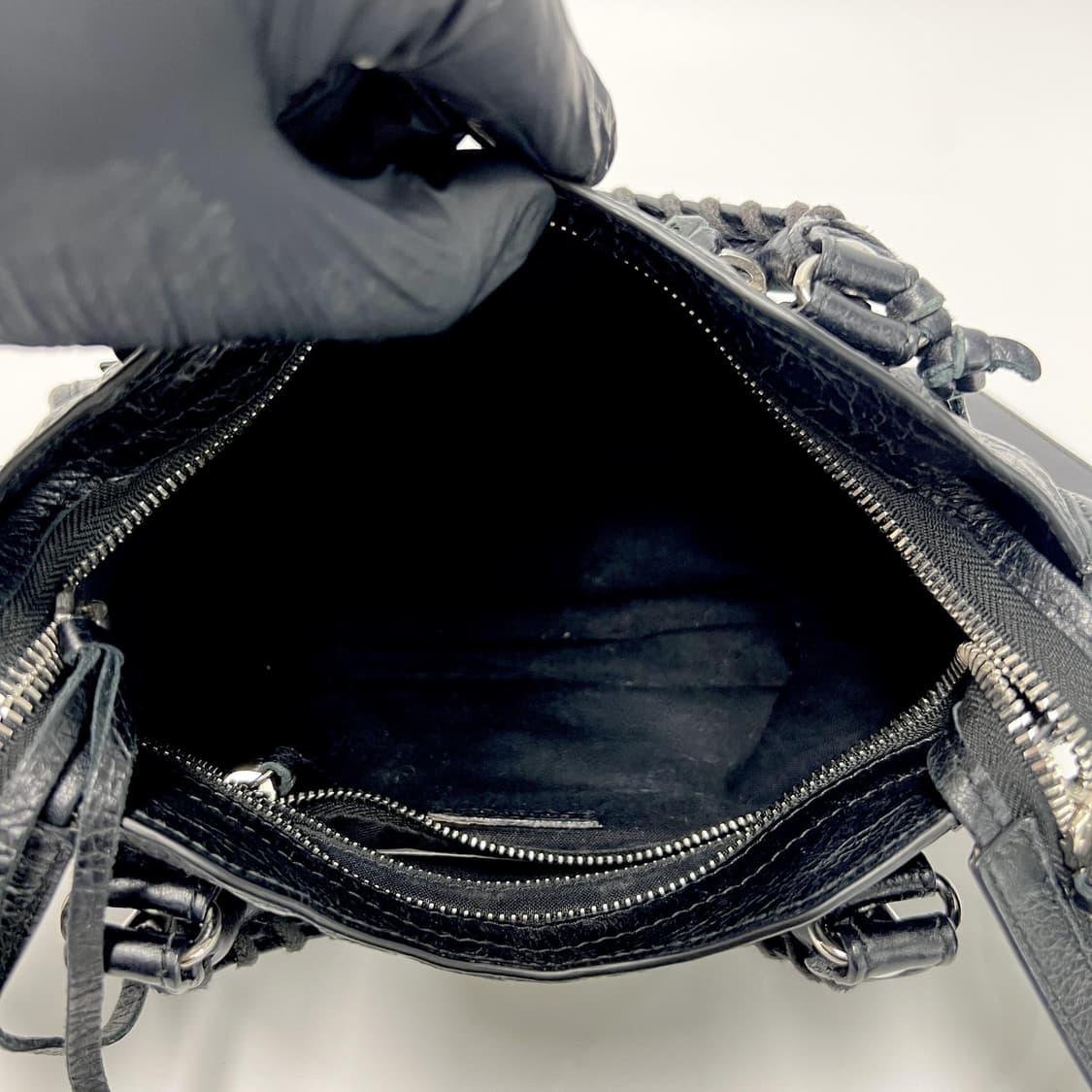 발렌시아가 르 시티 백 미니 블랙 상품이미지7