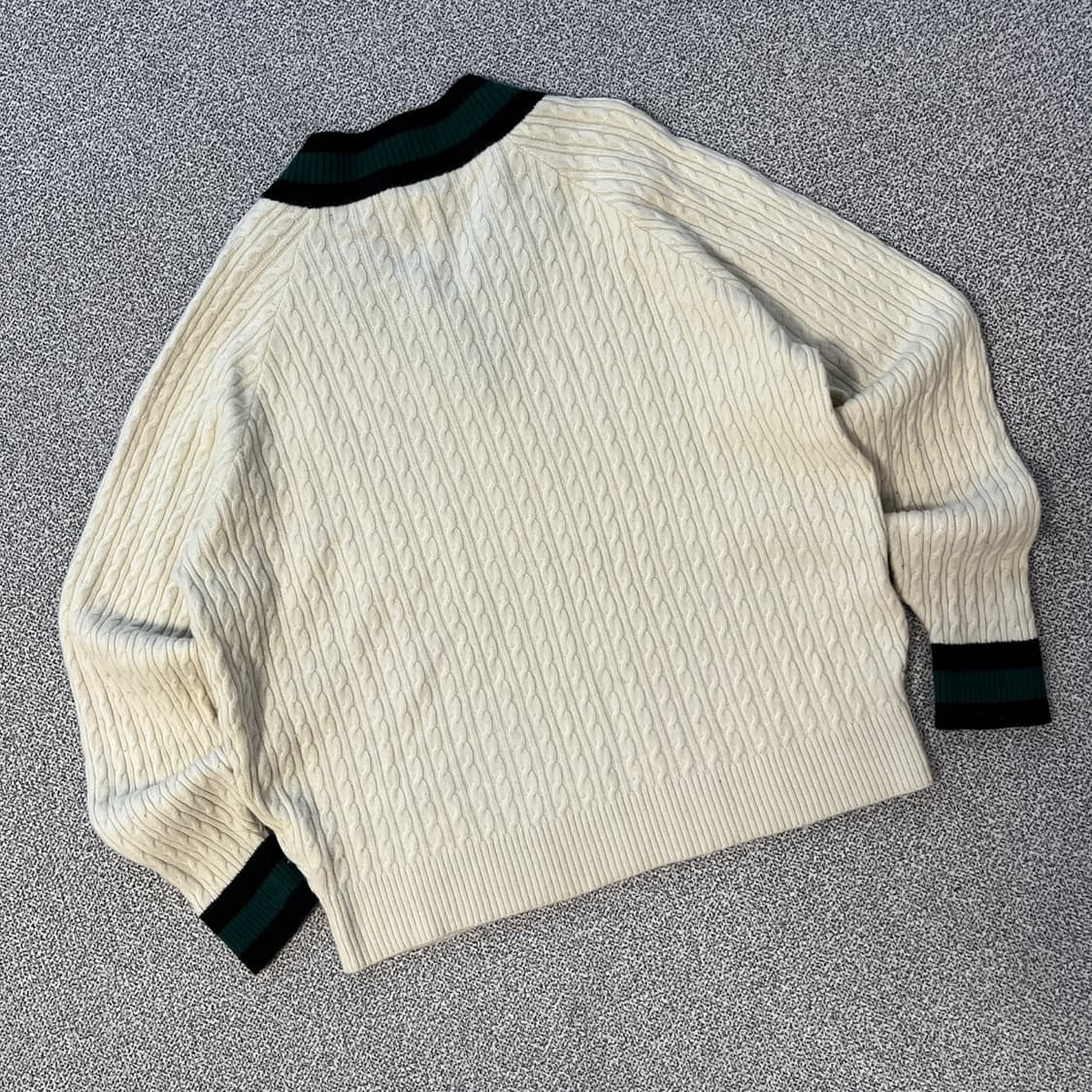 라코스테 브이넥 니트  상품이미지4