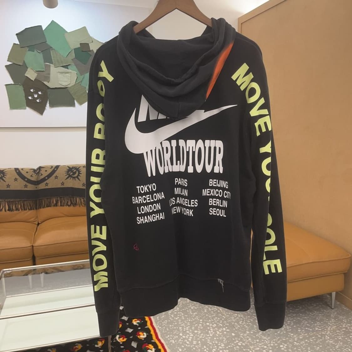 나이키 NSW 월드투어 트리플 스우시 후드티 L C06532 상품이미지3