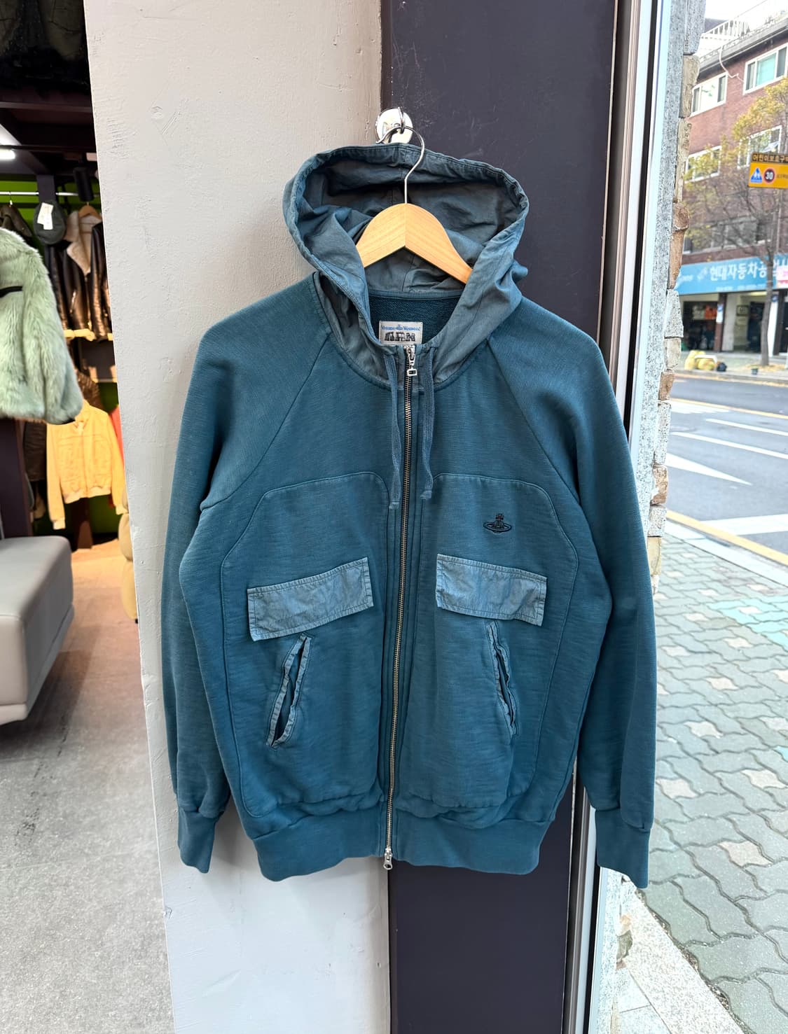 L/ 비비안웨스트우드 맨즈 가먼트다이드 후드집업 상품이미지2