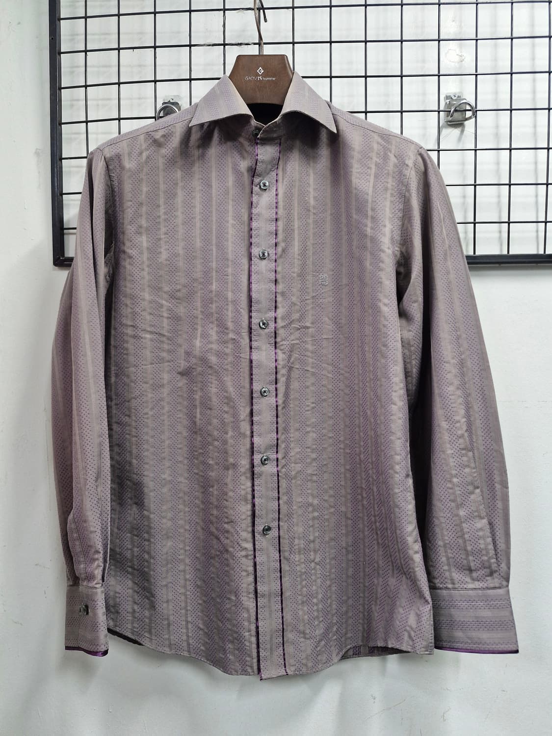 95M 지방시 맨 긴팔 셔츠. 상품이미지1