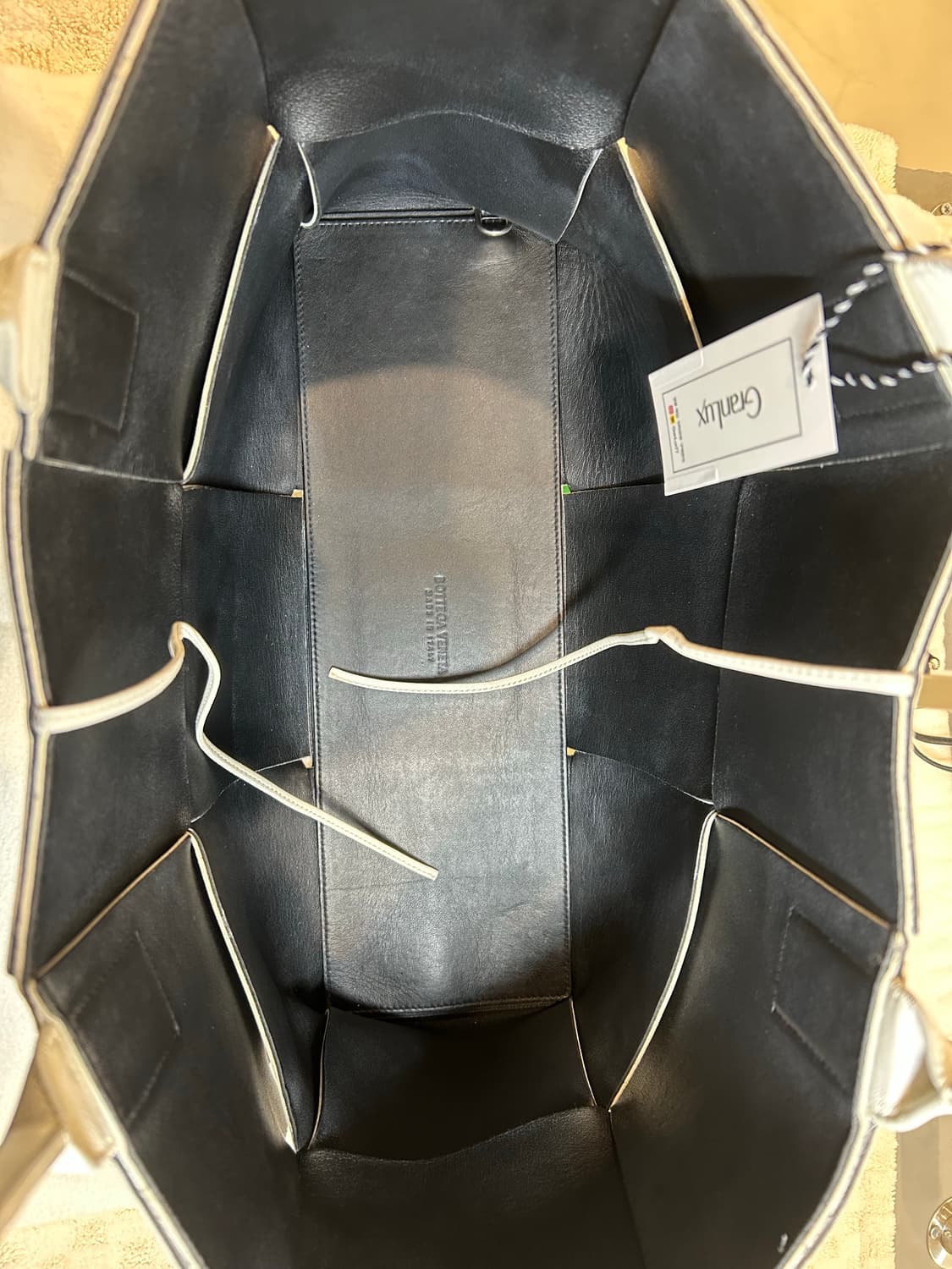 [정품/중고] 보테가 베네타 아르코 토트백 미디엄 상품이미지3