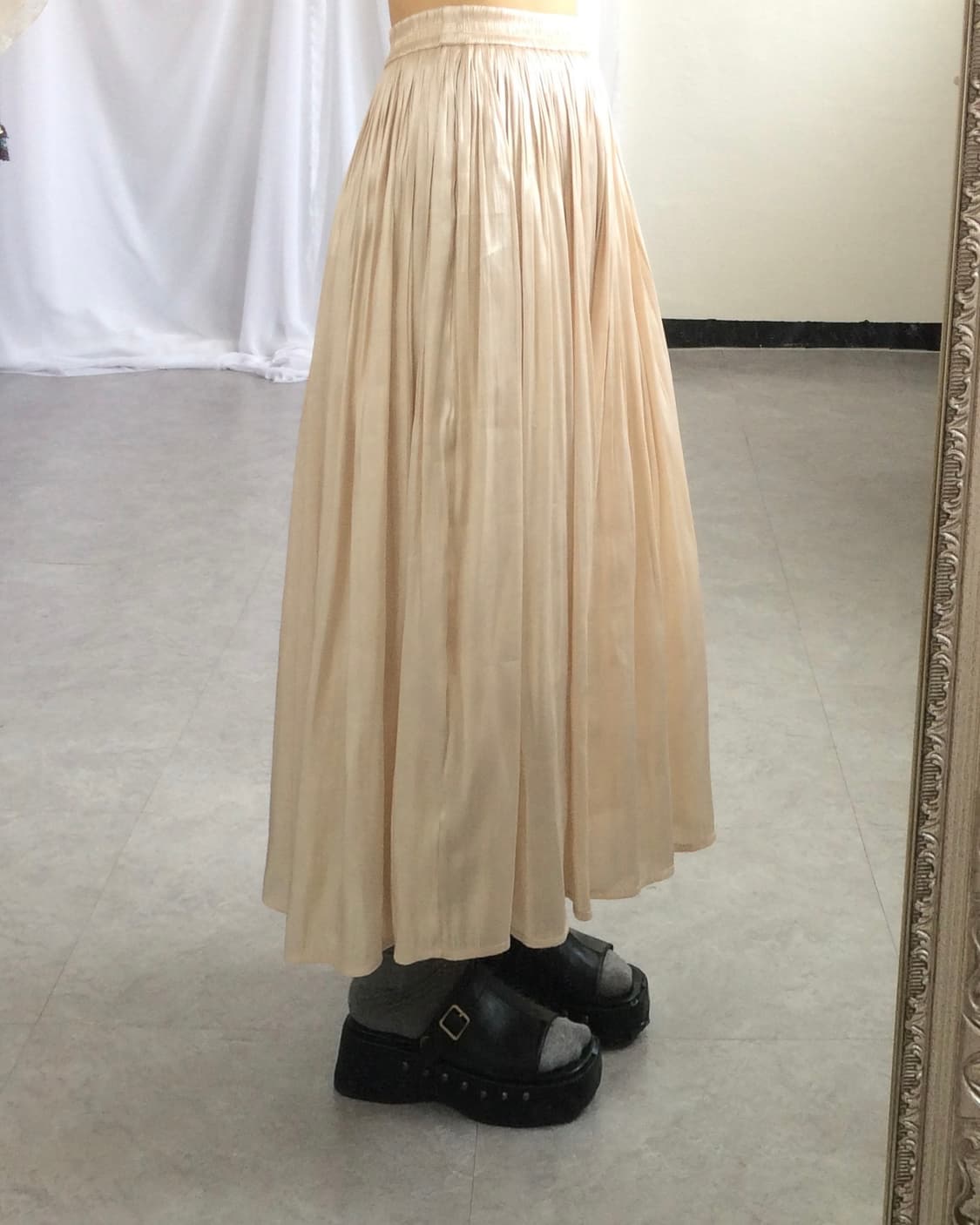 Glossy pleats long skirt 상품이미지6