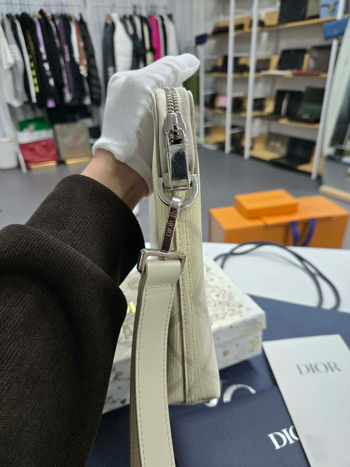 [40%할인] 디올 다이아몬드 클러치백 상품이미지3