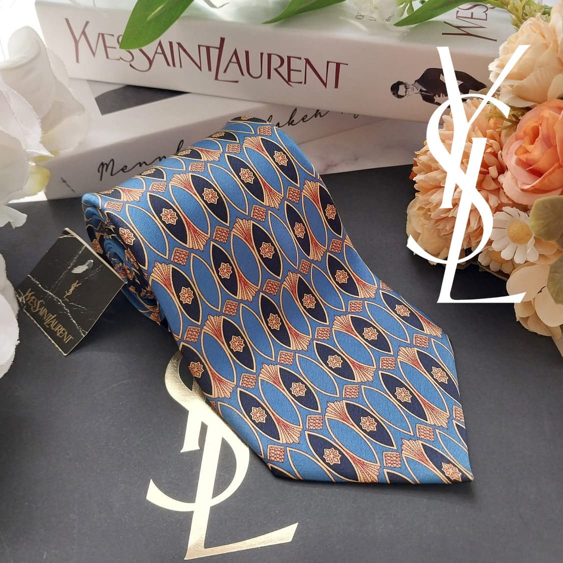입생로랑 실크 블루 아르데코 패턴 넥타이 9.7cm 새제품 K1825
 상품이미지2