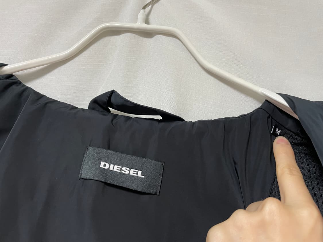 DIESEL 디젤 남성 고급스런 블랙 바람막이 자켓 상품이미지9