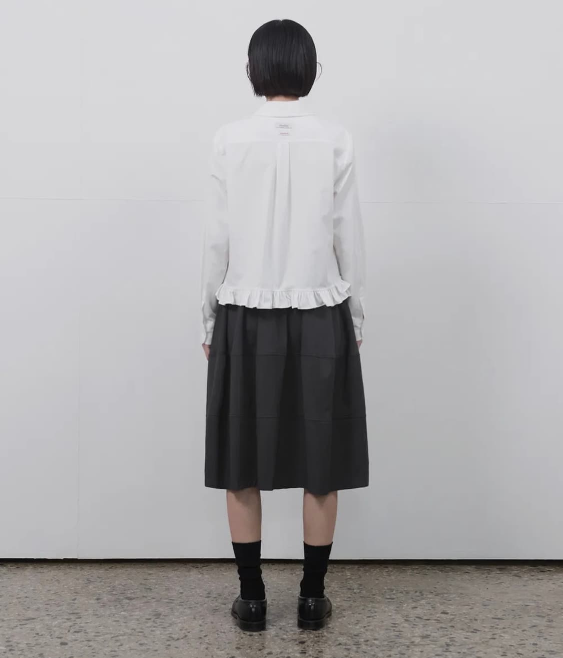 오헤시오 프릴 포켓 블라우스 FRILL POCKET BLOUSE 상품이미지2