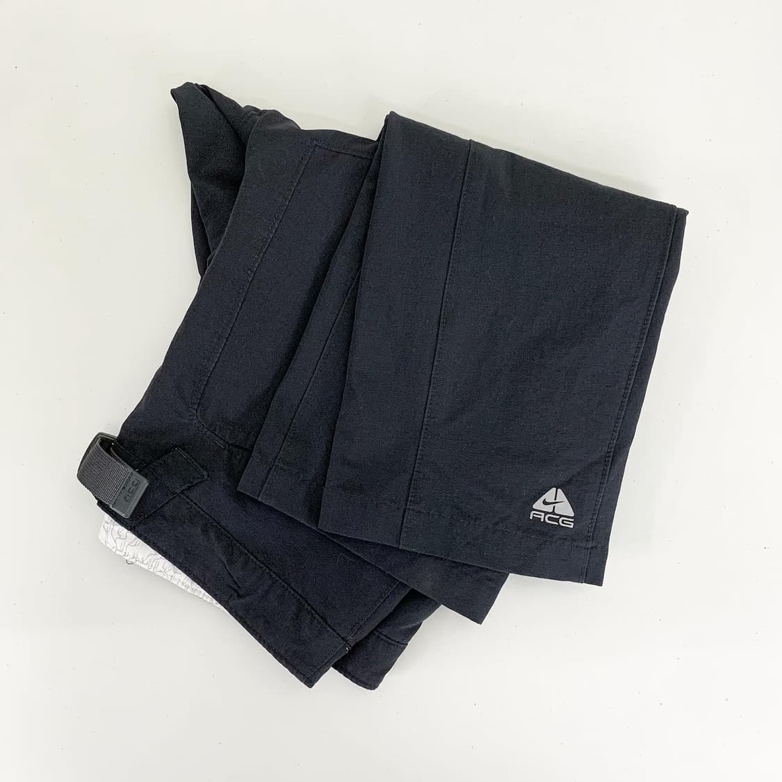 나이키 ACG 블랙 나일론 팬츠  상품이미지1
