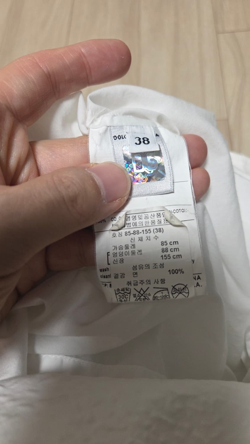 돌체앤가바나 리본 화이트 슬리브리스 블라우스 상품이미지6