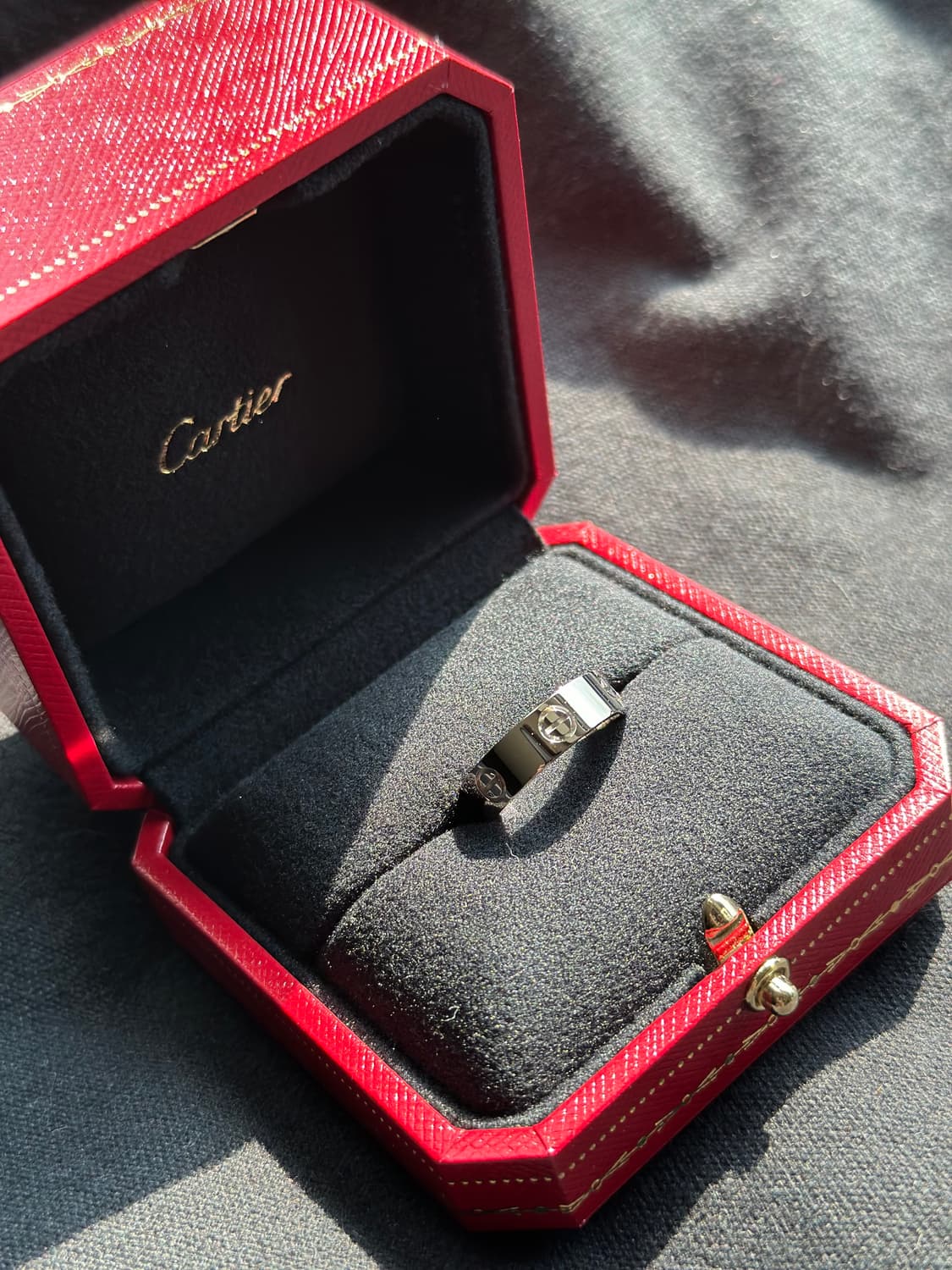 까르띠에 러브링 화이트골드 팝니다 상품이미지6