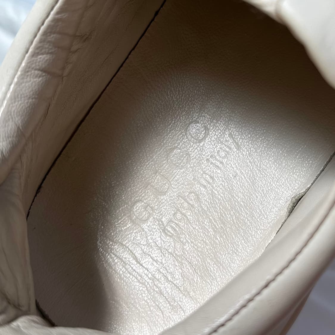 [풀박스] 구찌 롸이톤 레더 띠 로고 스니커즈 7.5(265mm) 라이톤 상품이미지7