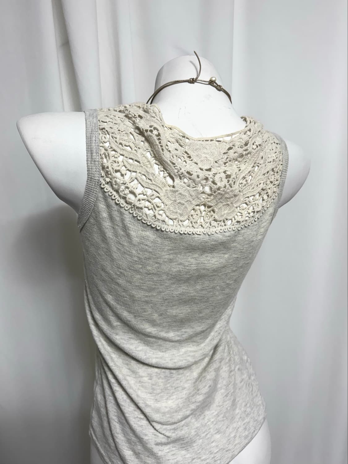 Crochet ivory sleeveless 상품이미지3