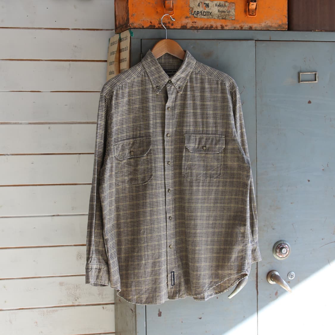 (착용컷) 아베크롬비 체크 셔츠 (남성용 100-103) 상품이미지1