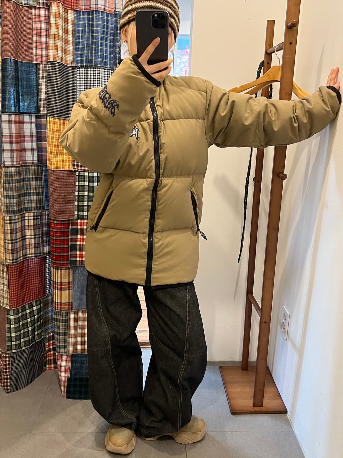 히스테릭글래머 카키베이지 로고 퀄팅 패딩 상품이미지4